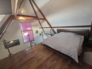 Historic Canal-Side Apartment - 3
