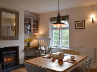 Grattan Cottage - Bow - 3