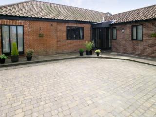 Gables Barn - 9