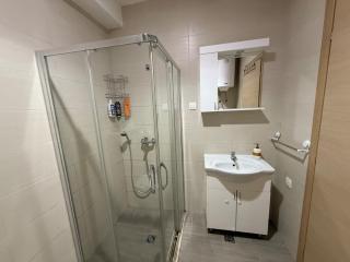 Spacious 2 bedroom Apartment near Marina by Solea Homes - Tivat - 8