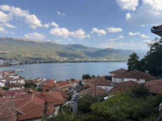 Lake View, Old Town, Balcony, Family & Couples APT - 3