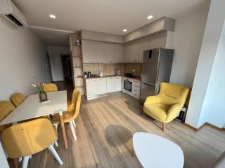 Spacious 2 bedroom Apartment near Marina by Solea Homes - 5