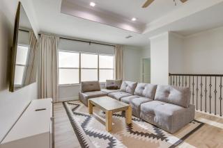 Pet-Friendly Duplex Unit in Southwest Houston - 9