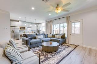 Pet-Friendly Duplex Unit in Southwest Houston - 4