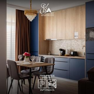 Sika Regal Apartment - private garden & parking - 0