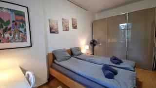 High ceilings 75m2 Sleeps 9 Free parking - 5