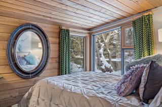 Canmore Cabin by Canadian Rockies Vacation Rentals - 4