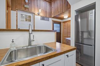 Canmore Cabin by Canadian Rockies Vacation Rentals - Canmore - 1