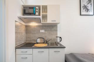 Super Central - NEW - Studio - 8