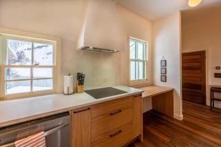 Chalet Haesler Jr - Edelweiss Village - Golden - 3
