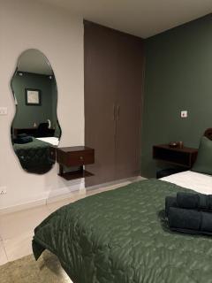 Grenvey Designer Apartment with Rooftop Pool & Self Check In - Islamabad - 9