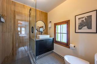 Chalet Haesler Sr - Edelweiss Village - Golden - 1