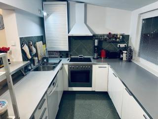 Family-Friendly & Stunning Views - Prague - 2