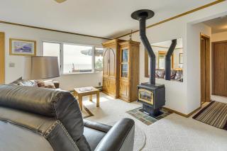15 Mi to Duluth Lake Superior Beachfront Home! - Clifton - 6