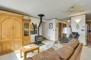 15 Mi to Duluth Lake Superior Beachfront Home! - Clifton - 5