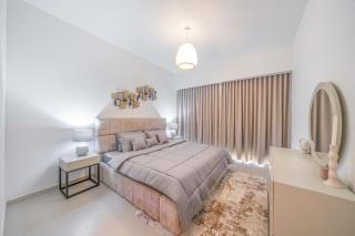 Act tower 2BR, near burj khalifa - 3