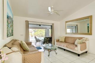 4 Mi to Port C Beach Park! Classy Canal-Front Home - 4