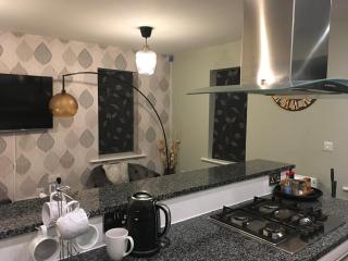 Detached house for family - Hillsborough - 3