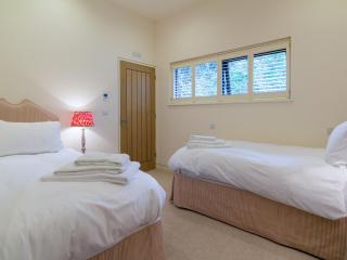The Cotswold Barn - Ampney Crucis - 3
