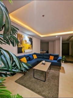 Luxury One Bedroom Apartment - Gold Crest Mall DHA P4 - 9