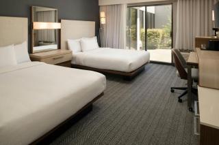 Courtyard by Marriott Vacaville - 1