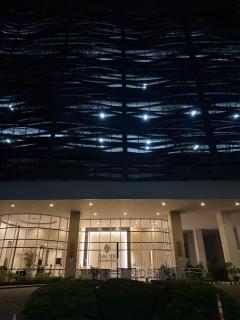 24th Floor City View at Calyx Residences with infinity pool - Cebu City - 9