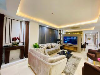 Royal Residency - Gold Crest Mall DHA P4 - Lahore - 0