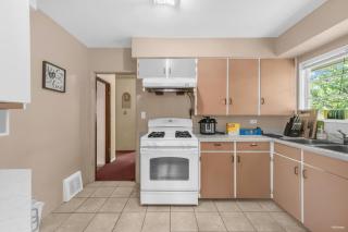 Cozy Airb&b Guest Suite Near Metrotown - 4