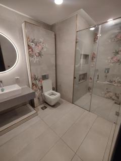 Duplex Penthouse Suites - Gold Crest Residency - 2