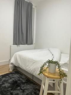 3 bed house in Harrow London - Harrow - 2