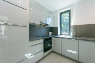 Family friendly seaside apartments Brela, Makarska - 6007 - 1