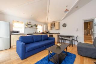 Lovely 3-bed 20 minutes to Central London - 7