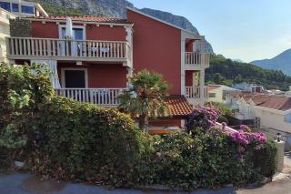 Apartments with parking space Duce, Omis - 23509 - Omiš - 0