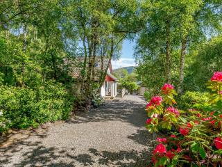 Glen View Of Enrick House - Bearnock - 9