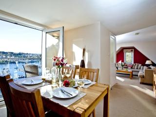 Woodbine House - 3