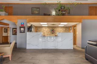 SureStay Plus Hotel by Best Western Poteau - 9