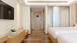 Lavande Hotel Haikou West Coast International Convention and Exhibition Center - Haikou - 3