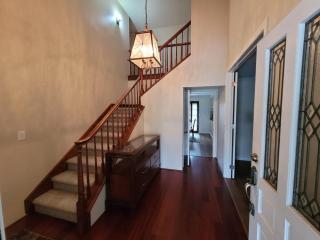 6 Miles to Disneyland Whole House 5 bed 3 bath - 4