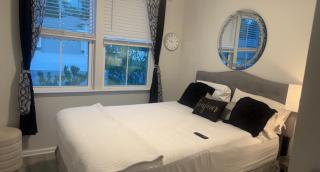 3bed2bath stylish home - 3