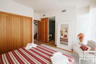 Thirteen By The Sea - 2