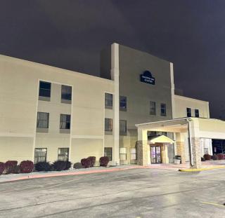 Halsted Inn and Suites Harvey - Chicago Southland - Harvey - 0