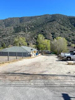 Cozy Mountain Retreat - 8