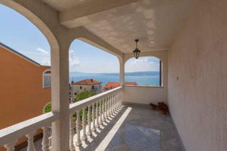 Crikvenica Three-Bedroom Apartment 1 - 4