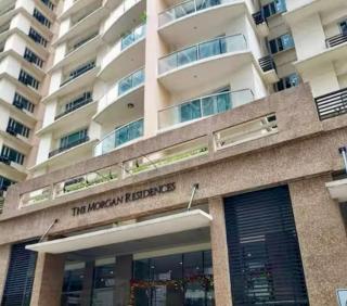 Modern Studio with 200mbps Internet in McKinley Hills - Manila - 8