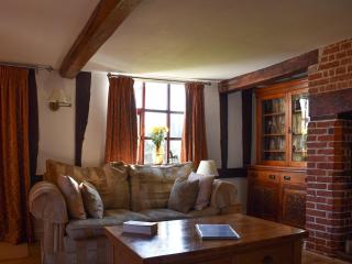 Brushmaker Cottage - Diss - 8