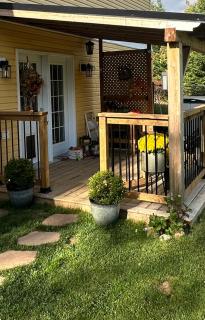 Paws-itively Purrfect Retreat - Porters Lake - 0