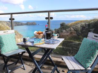 Cove View Apartment - Porthcurno - 3
