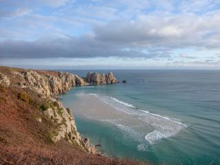 Cove View Apartment - Porthcurno - 2