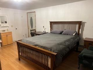 Bear Paw Inn - - 4