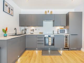 Queens Apartment - Ramsgate - 4